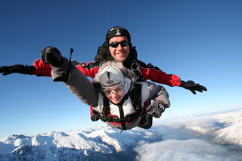 Southern Alps, Queenstown, New Zealand, Skydiving, skydiving in New Zealand