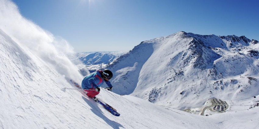 things to do in Queenstown, New Zealand, Queenstown, Skiing, The Remarkables