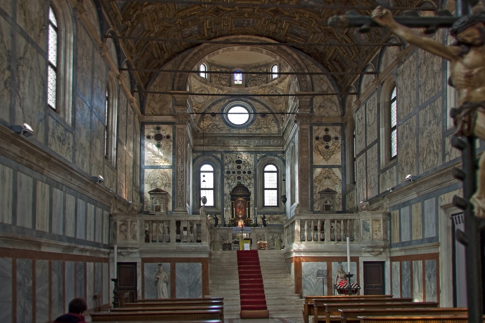 Inside Santa Maria dei Miracoli
