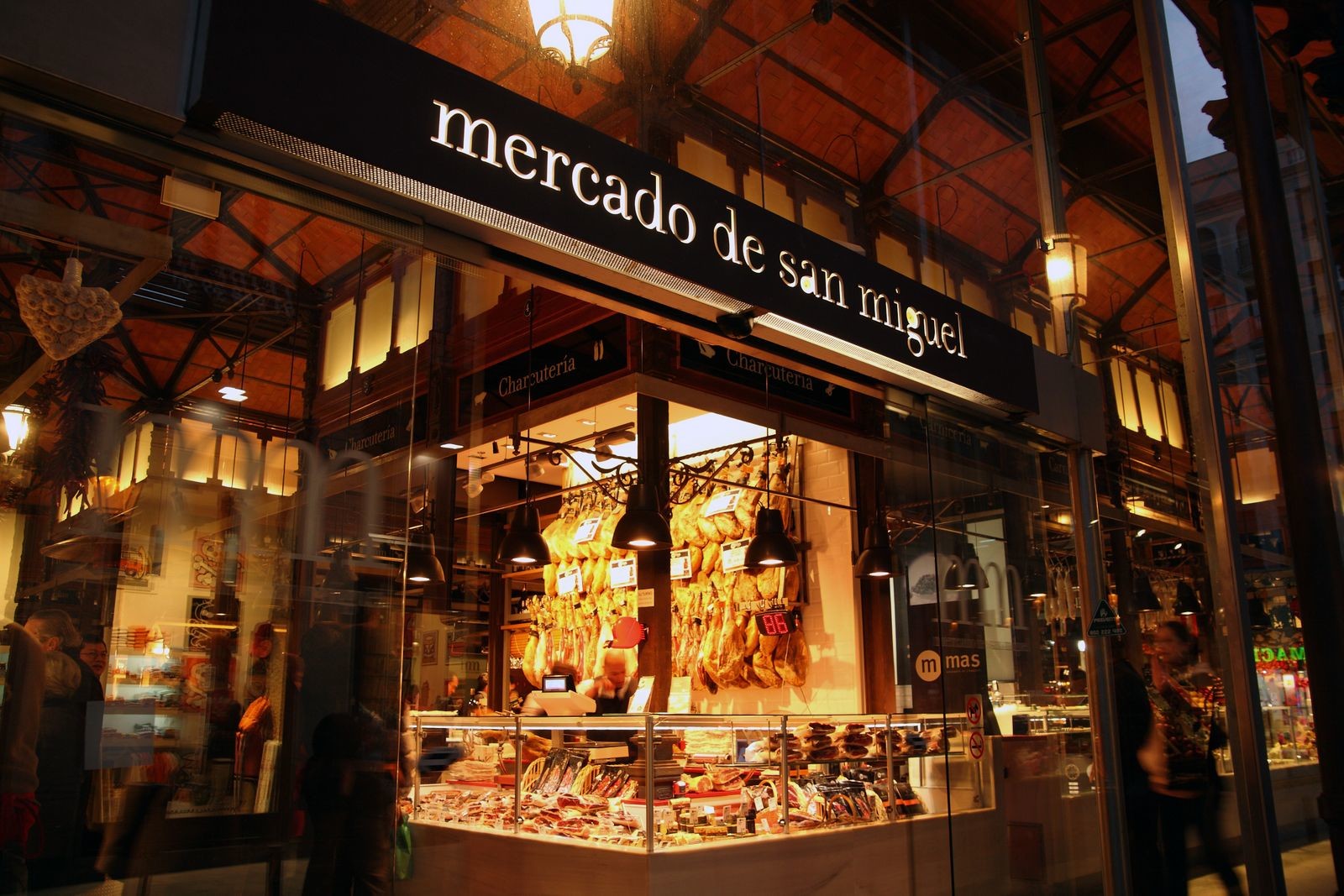 Mercado San Miguel,places to shop in Spain