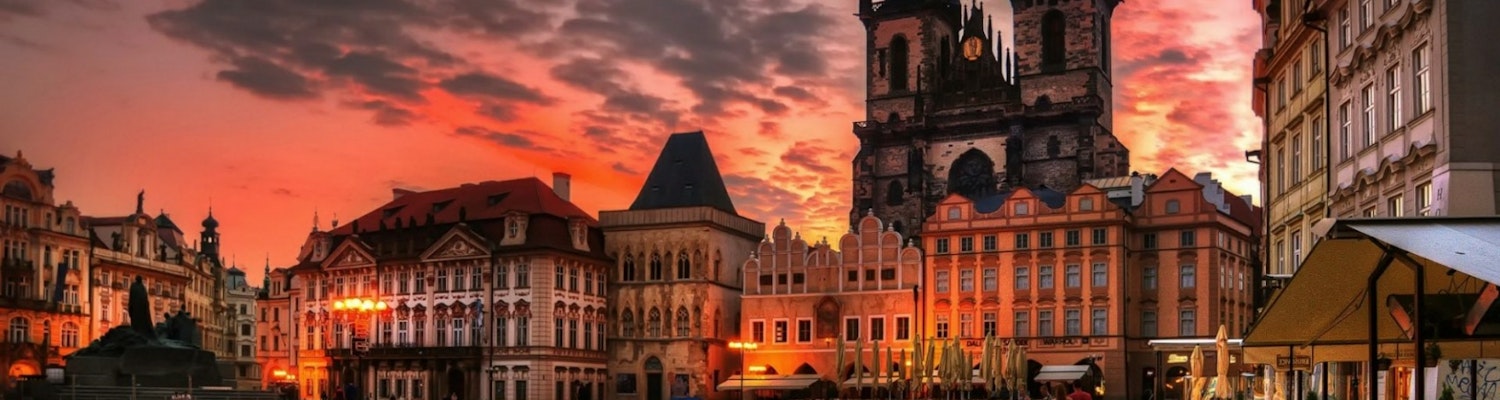 old town square,things to do in Prague