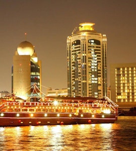 Dubai Dinner cruise