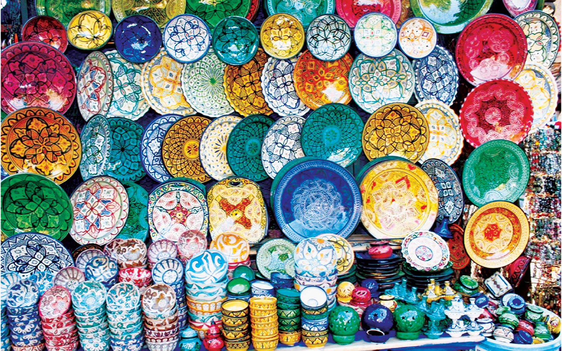 Typical and original souvenirs from Spain