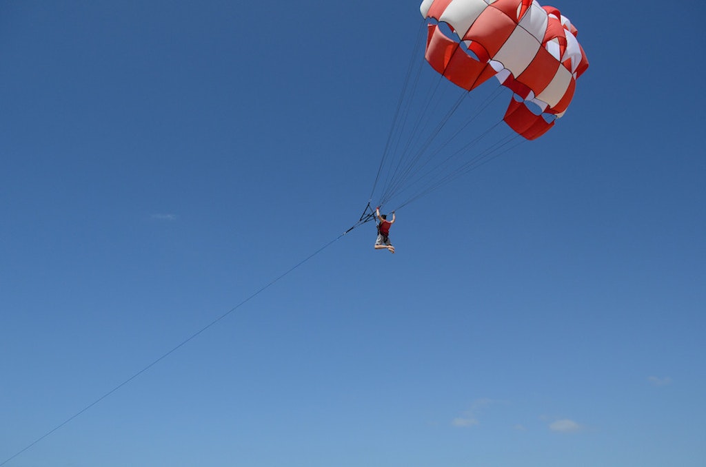 Parasailing, watersports in Bali, Things to Do in Bali in October