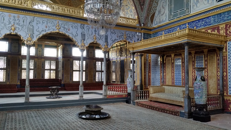 Visit The Topkapi Palace Museum For Some Awe-inspiring History!