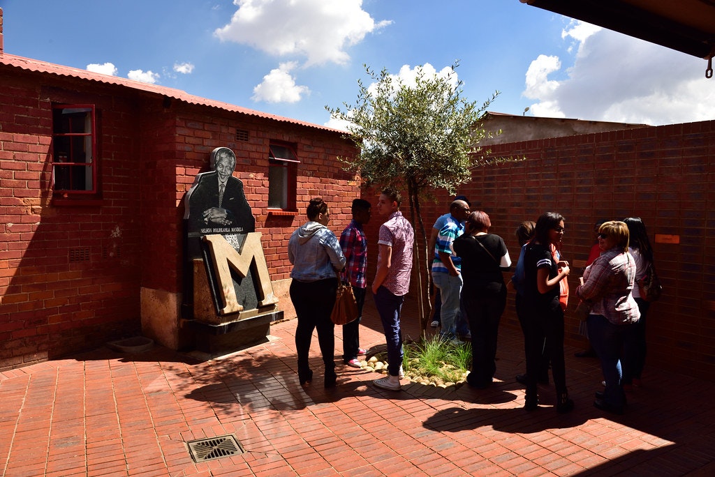 A picture of people at the Mandela House in Soweto
