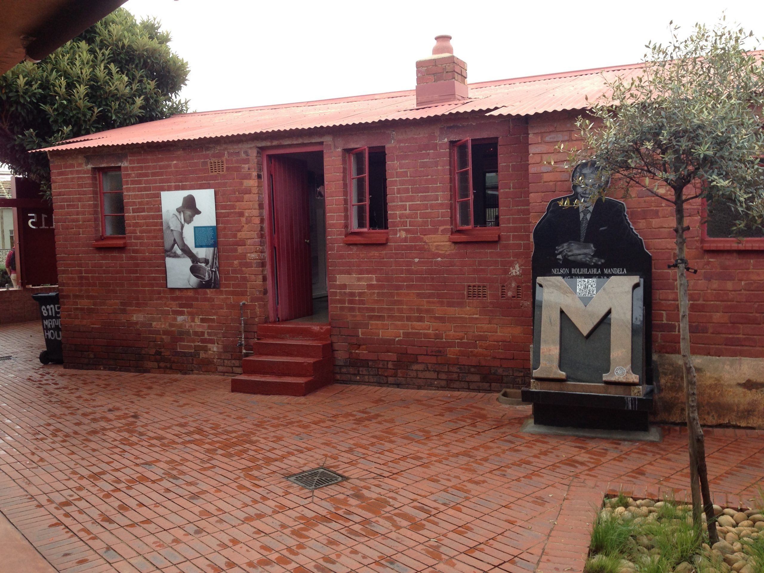 Pareti divisorie in vetro uffici Mandela Museum