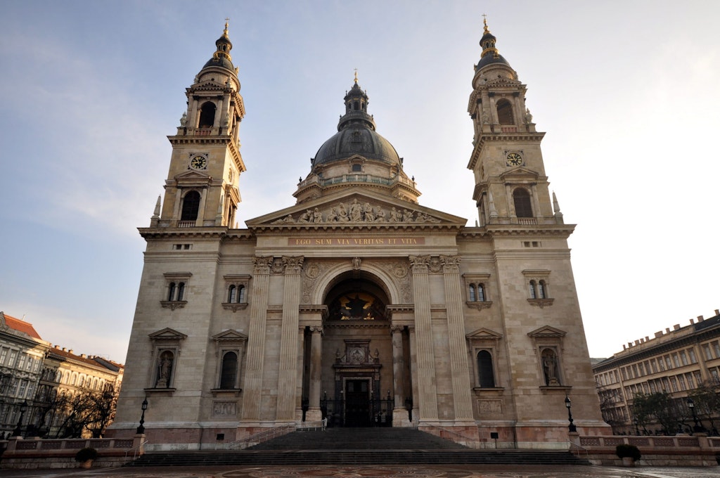 St. Stephen Basilica (Places to Visit in Budapest)