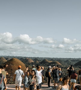 People seeing the Chocolate hills