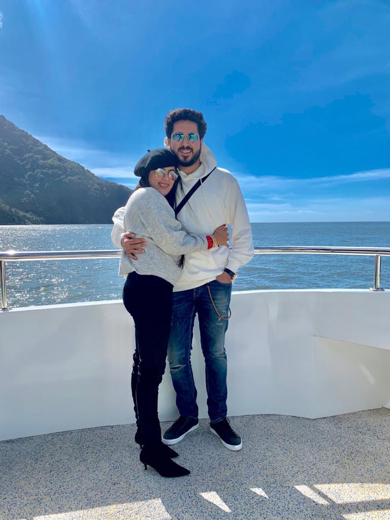 A honeymoon couple in New Zealand