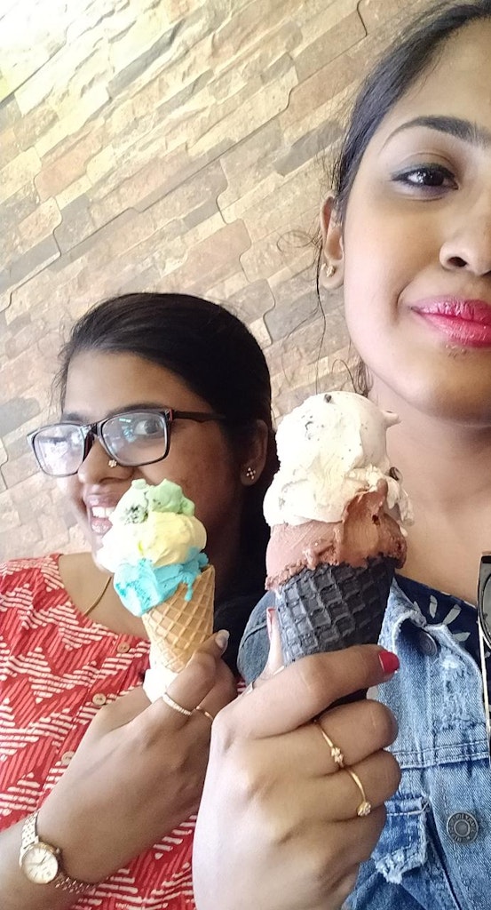 enjoying gelato with my sister