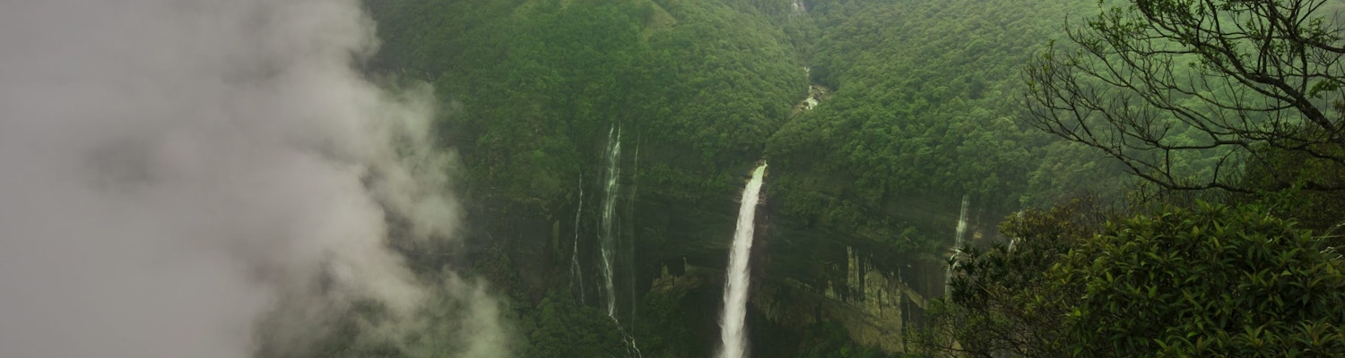 The Majestic Nohkalikai Waterfalls in Cherrapunji