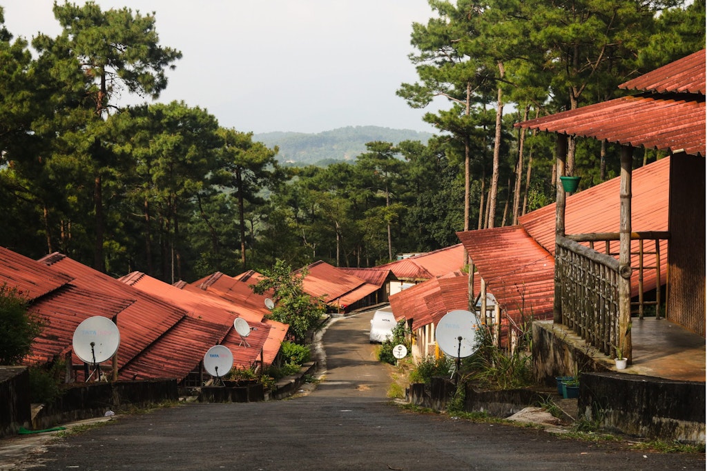 An amazing picture of some little houses in Shillong
