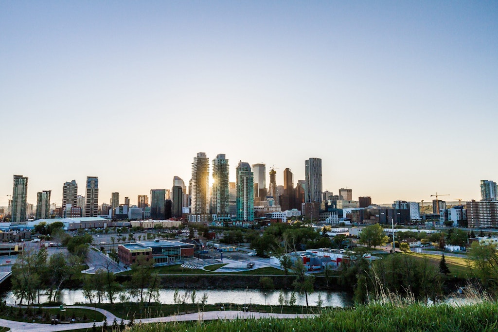 A picture of the tall standing buildings in Calgary in Canada