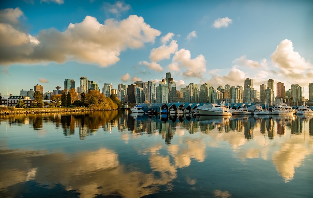 A picture of the city that was taken at the Stanley Park in Vancouver