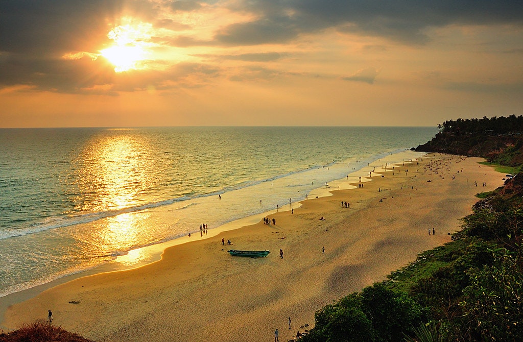 Sunset view from Varkala Cliff, one of the things to do in Varkala