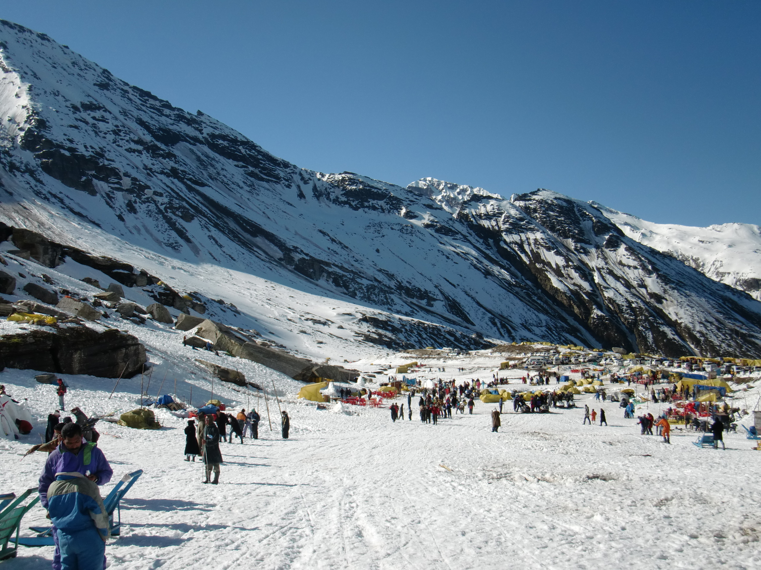 manali trek packages for students