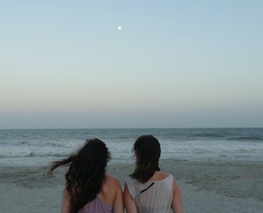 2 women in Myrtle Beach