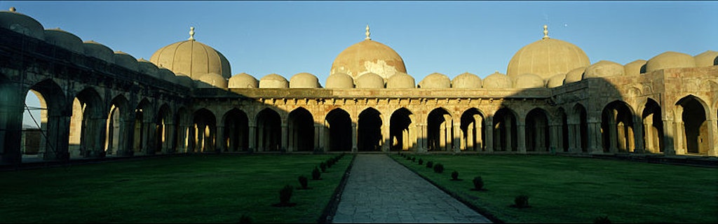 Jami Masjid interiors