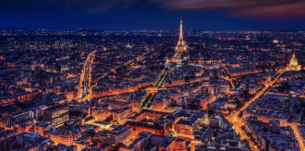 Nightlife in Paris, City of Love