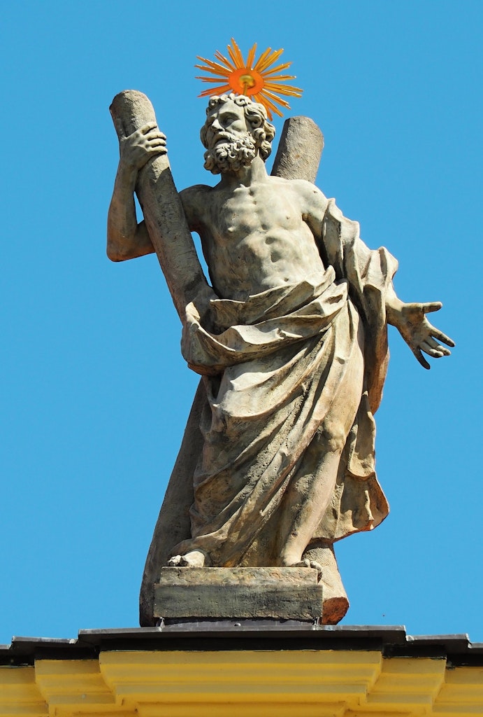 The apostle statue.