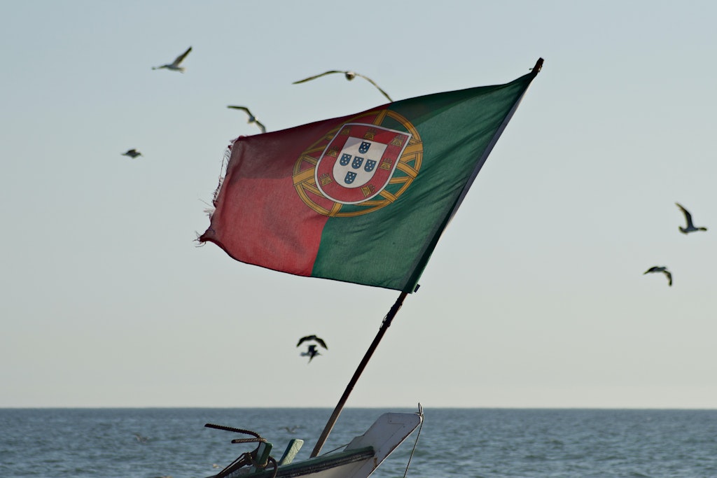 A Portugal flag