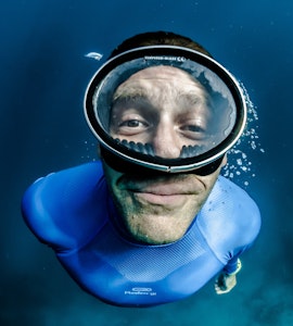 A guy underwater