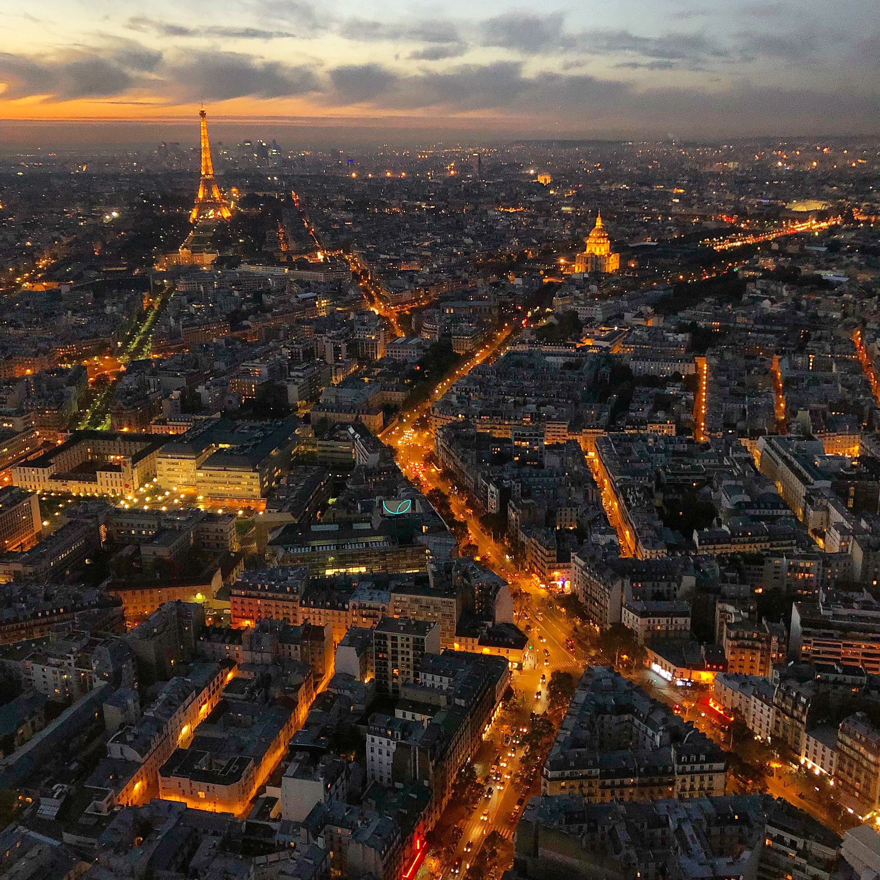Bird eye view of the city, in Paris


