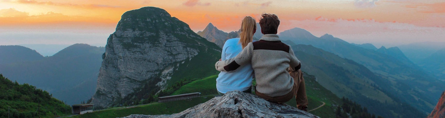 10 Best Honeymoon Places To Visit in Switzerland: The Surreal Vacay!