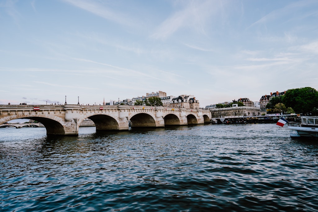 pont des arts, best parks in Paris