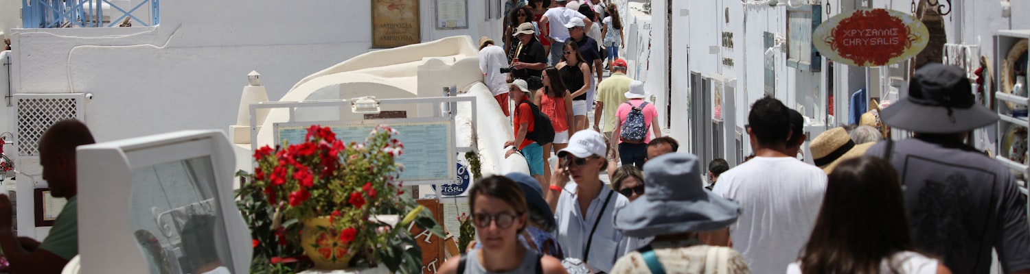 Best Places to Shop In Santorini