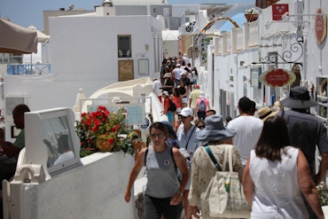 Best Places to Shop In Santorini