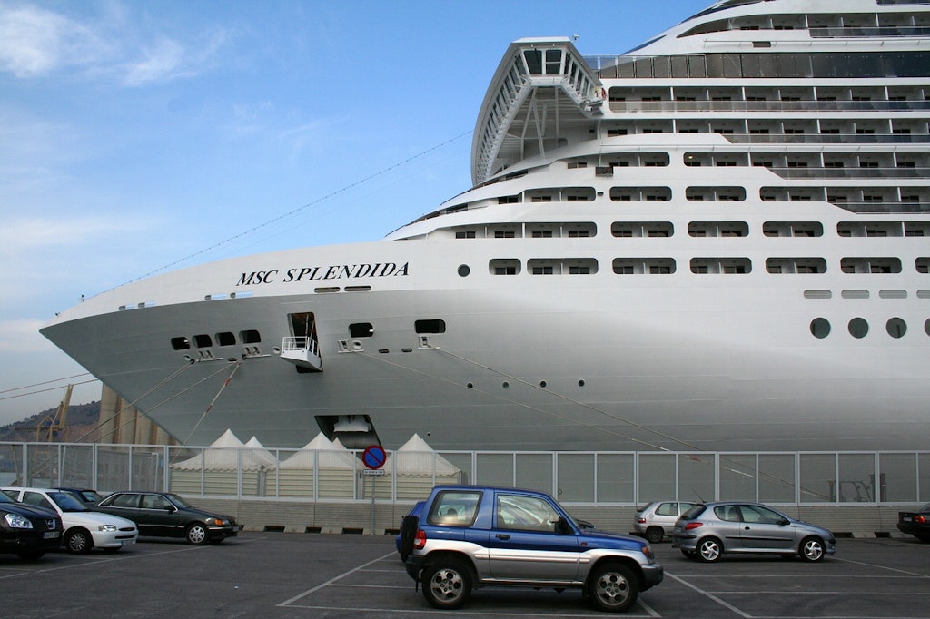 ship-port-barcelona-Reach Spain from India by Sea