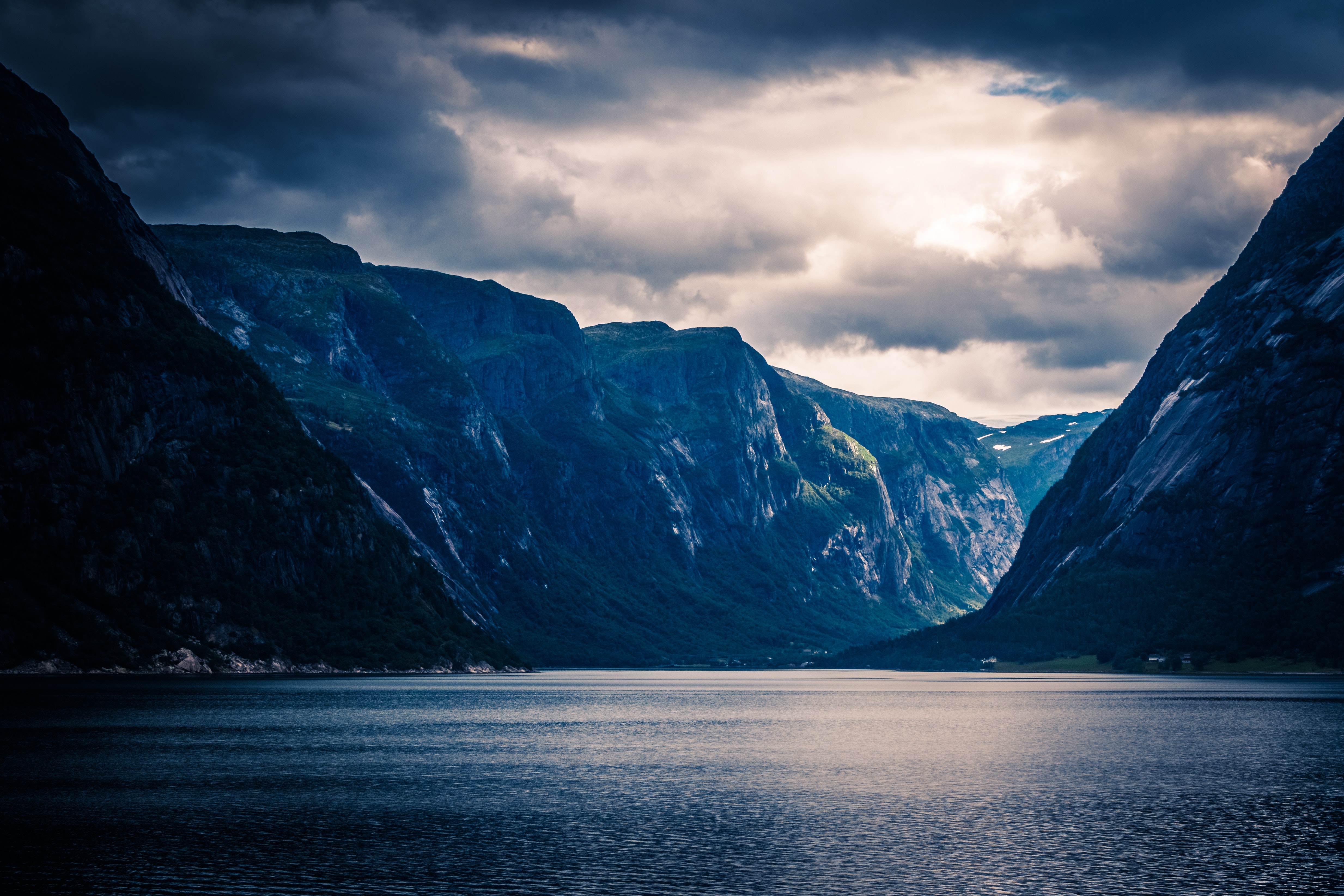 Rossvatnet, Lakes In Norway