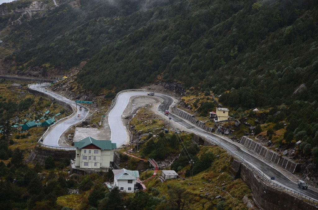 gangtok, Places to Visit in India for Summer Vacation