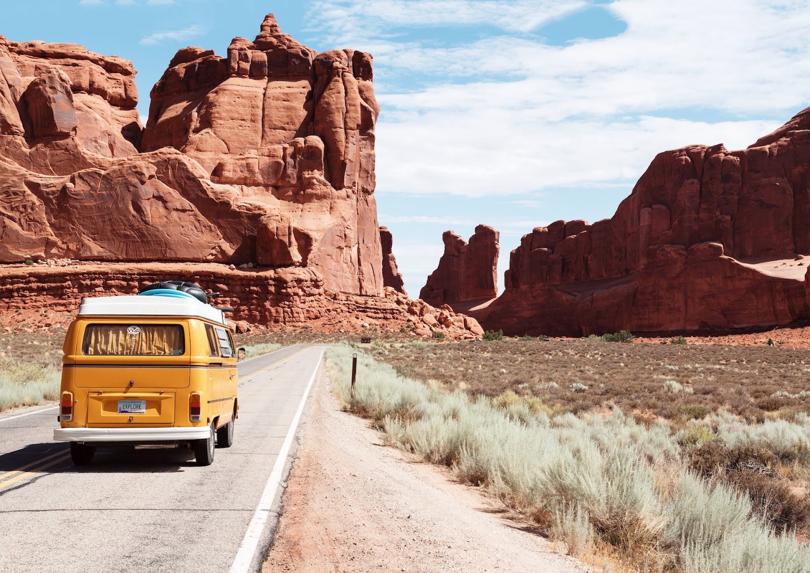 10 tips for taking your first road trip around the usa with friends