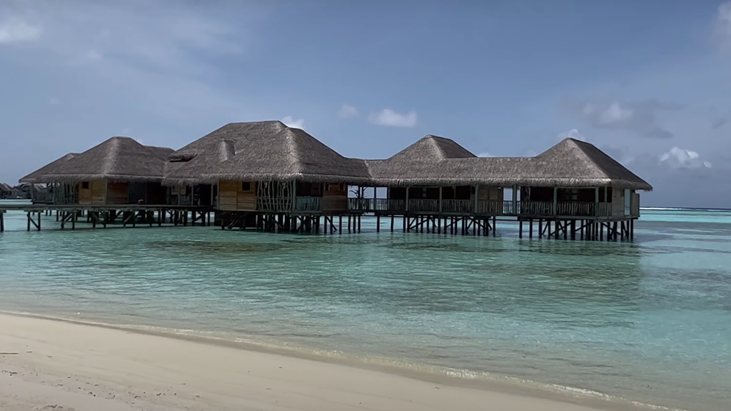 Gili Lankanfushi resort maldives